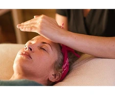 Do you want to learn what is holistic massage? Come to QSMH2 to join a course