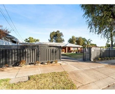 Real estate agent in davoren park